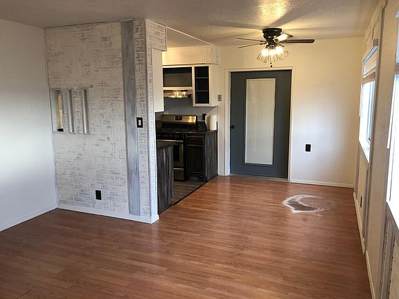 2nd image of 800 Chelwood Park Blvd NE