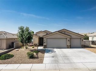 2062 Robert Mitchum Dr, Kingman, AZ 86409