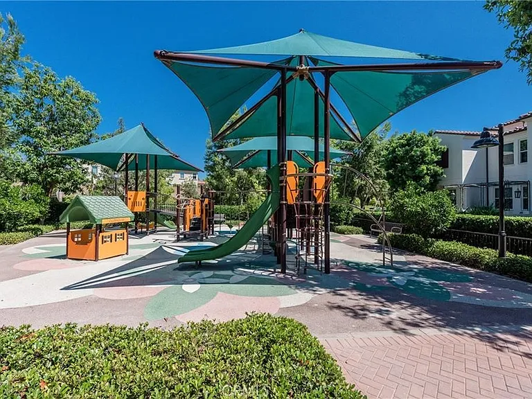 256 Borrego Dr — Photo 29