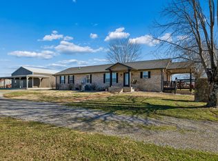 285 Shrum Ln, Lafayette, TN 37083