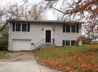 1202 Central Row Rd, Elsmere, KY 41018