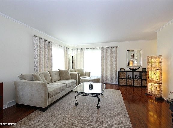 2nd image of 10632 Laramie Ave