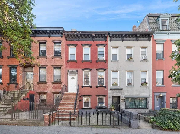 278A 9th St, Brooklyn, NY 11215