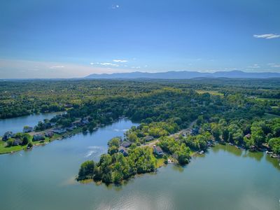 107 Whitney Point, Athens, NY, 12015