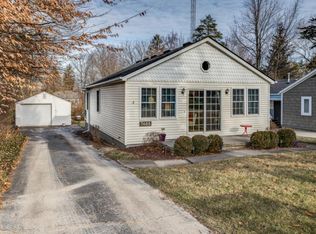 7465 Lakewood Rd, Lexington, MI 48450