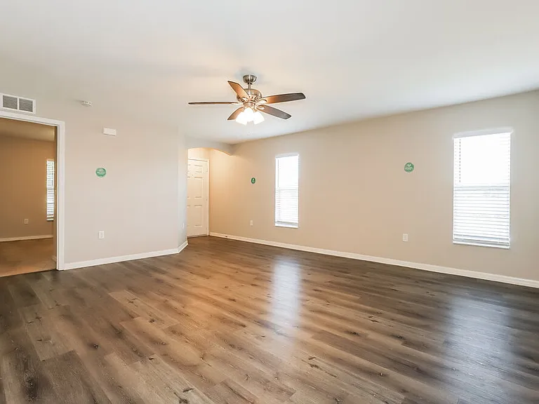 2304 Pleasure Run Dr — Photo 3