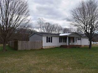 585 S River Rd, Grottoes, VA 24441