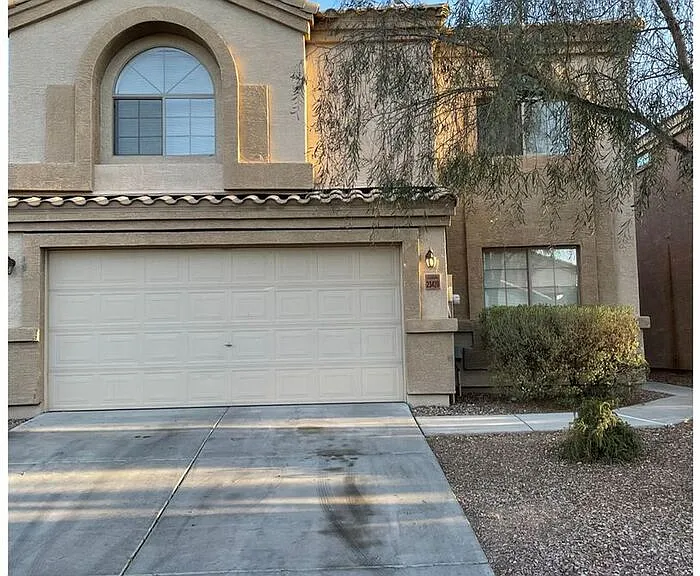 23420 W Cocopah St — Photo 1