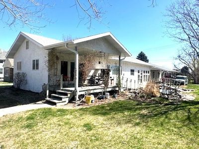 722 N 9th Ave, Broken Bow, NE, 68822