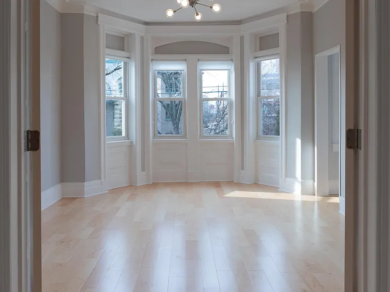 50 Hauxhurst Ave #1 — Photo 2