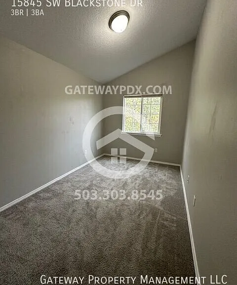 15845 SW Blackstone Dr — Photo 24