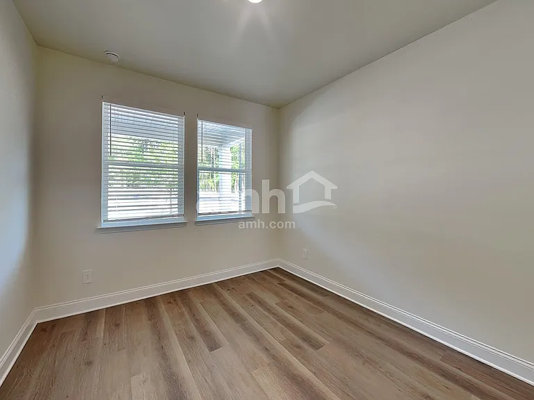 3417 Emzy Dr — Photo 12