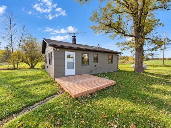 20796 County Road 566, Bovey, MN 55709