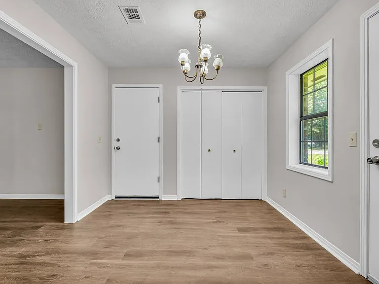 369 Concourse Rd — Photo 6