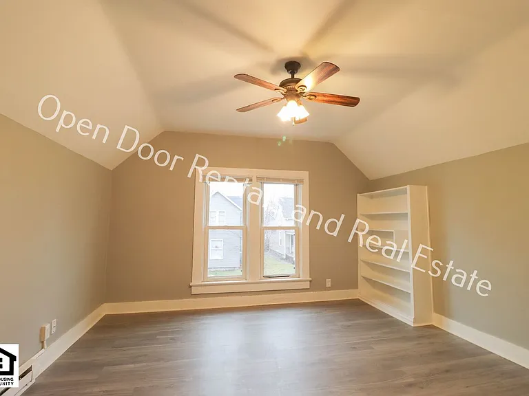 824 Huestis Ave — Photo 4