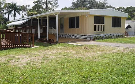 3rd image of 2197 Zoysia Ln