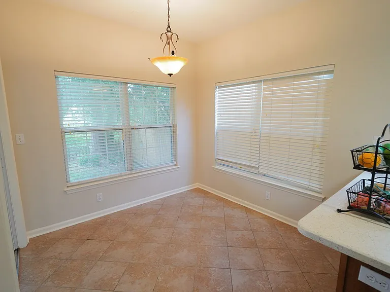 5370 Appledore Ln — Photo 27