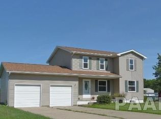 14080 Grandview Dr, Manito, IL 61546