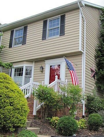 1st image of 1036 Sherwood Ct