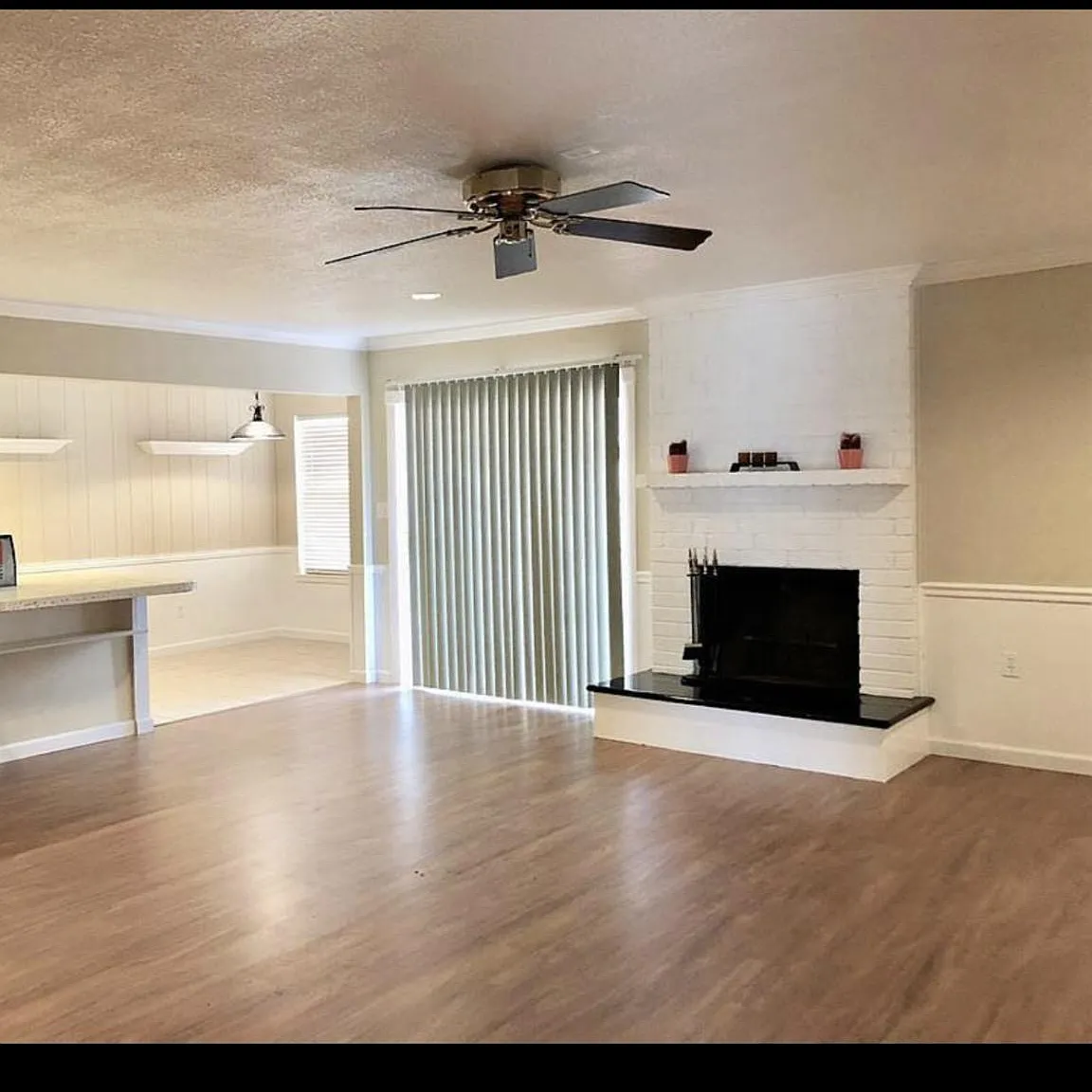 5 bed, 2627 sqft, $1,950 — Photo 4