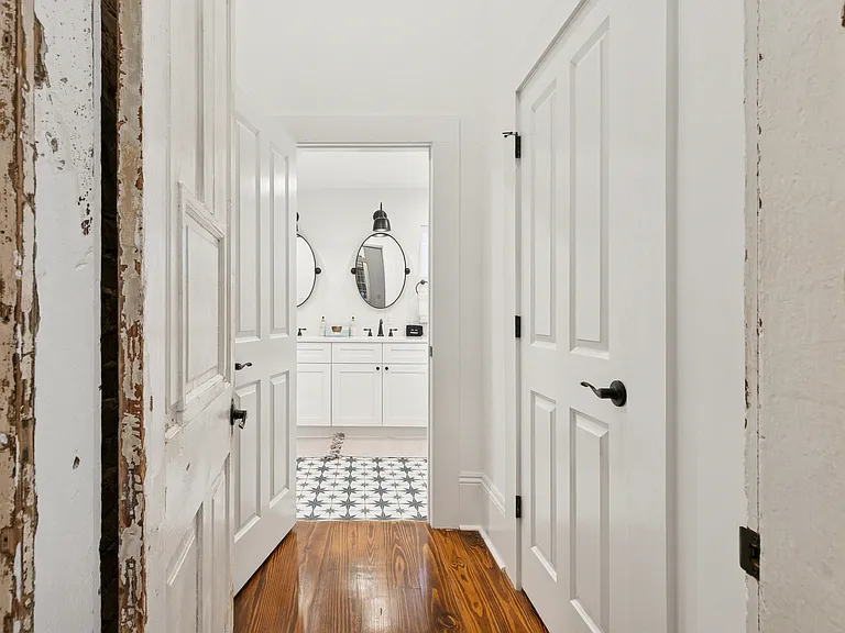 2235 N Rampart St — Photo 21