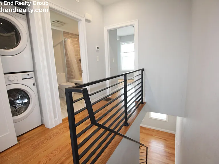 108 Main St — Photo 9