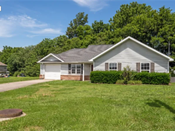 1180 Acorn Dr, Lewisburg, TN 37091