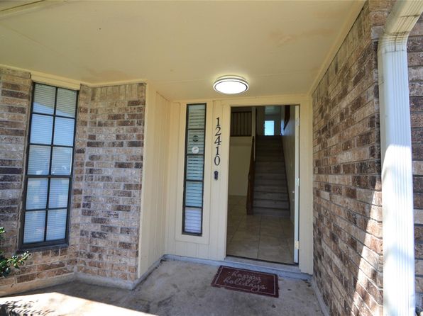 12410 Meadow Briar Dr