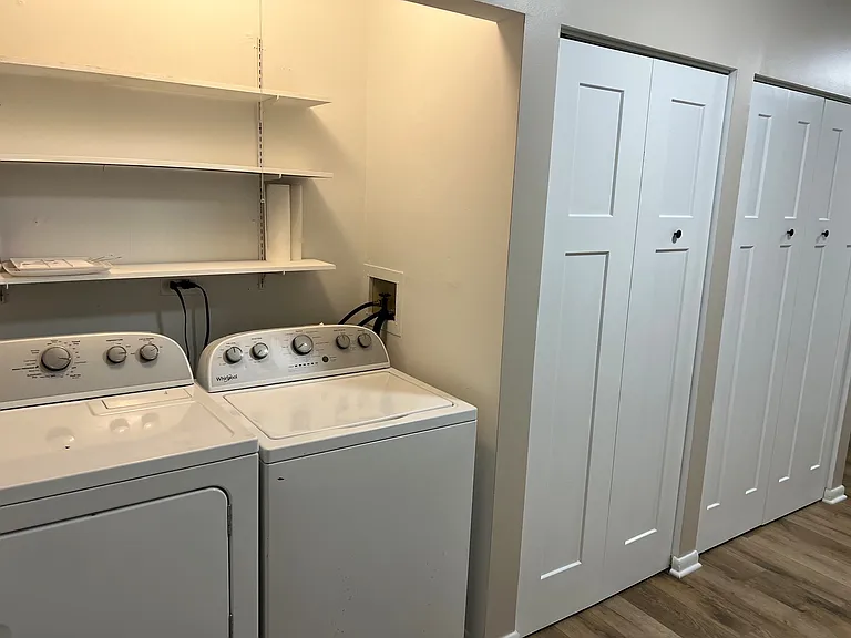 84 Opal Ave — Photo 6