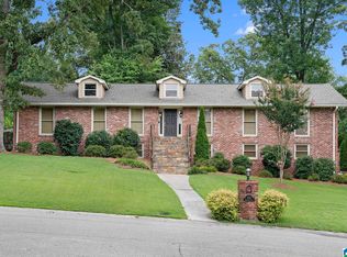 1221 Graylynn Dr, Vestavia Hills, AL 35216