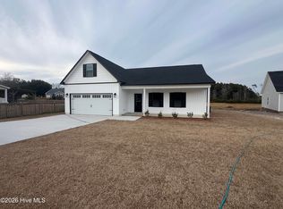 111 Camelot Drive, Holly Ridge, NC 28445