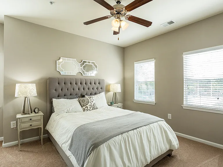 Avana 55Twelve — Photo 3