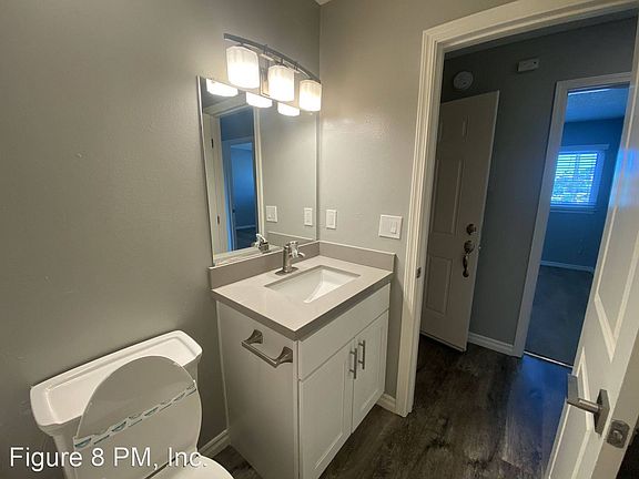5th image of 1812 N Alvarado St APT 6