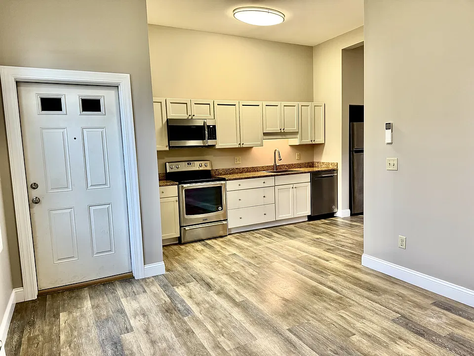 2 Perkins Pl