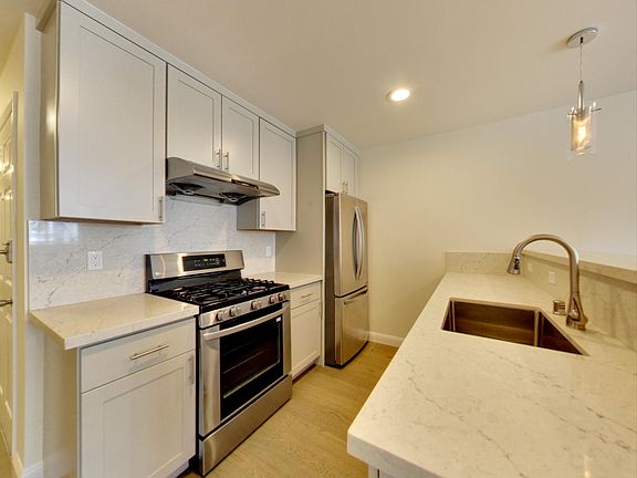 2nd image of 1373 Broadway #1373-1