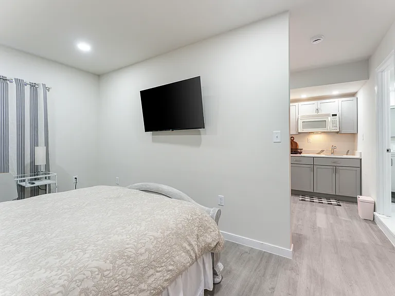 2 Webster Ct — Photo 16