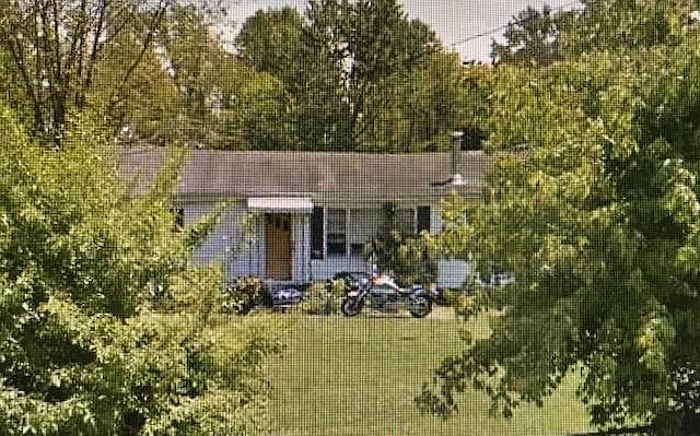 1st image of 703 Hill Top Dr