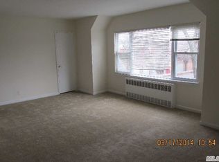 6104 228th St, Bayside, NY 11364
