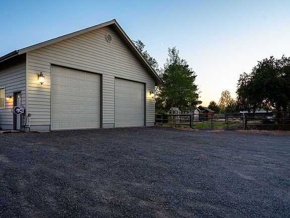 4th image of 60835 Jennings Rd