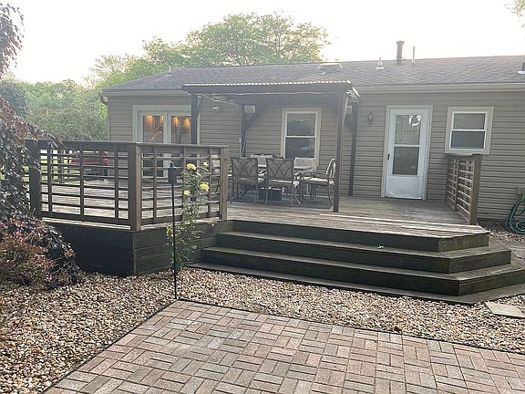 3rd image of 8676 Buerk Dr