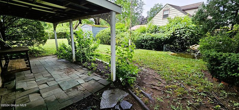 5th image of 1030 Roberta Road