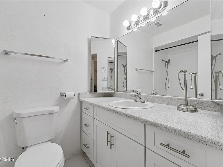 3224 S El Camino Dr — Photo 7