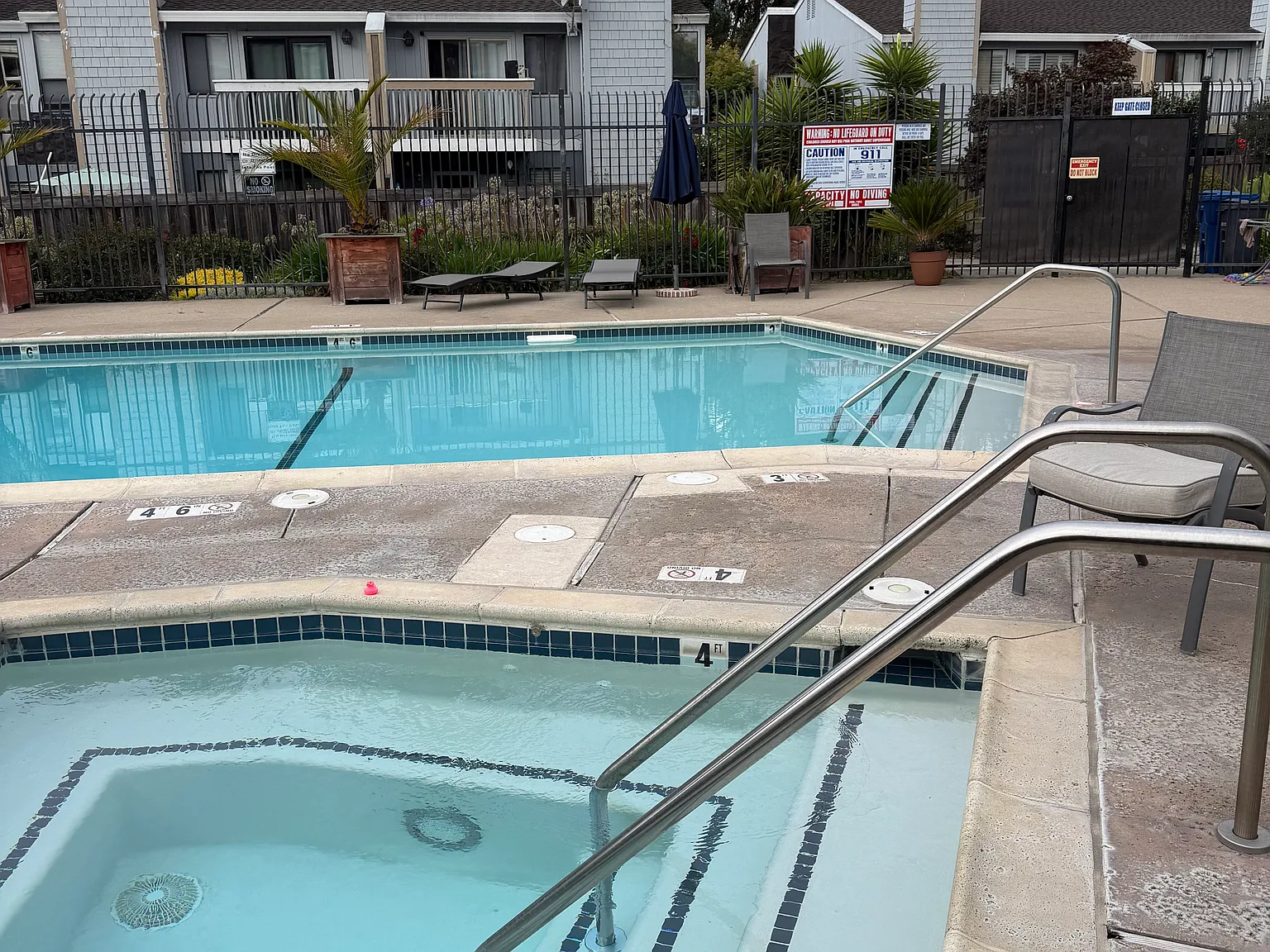 3 bed, 1002 sqft, $2,995 — Photo 2
