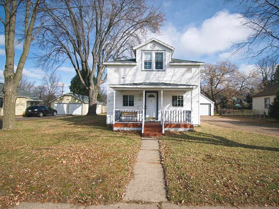 1st image of 106 Alexander Ave