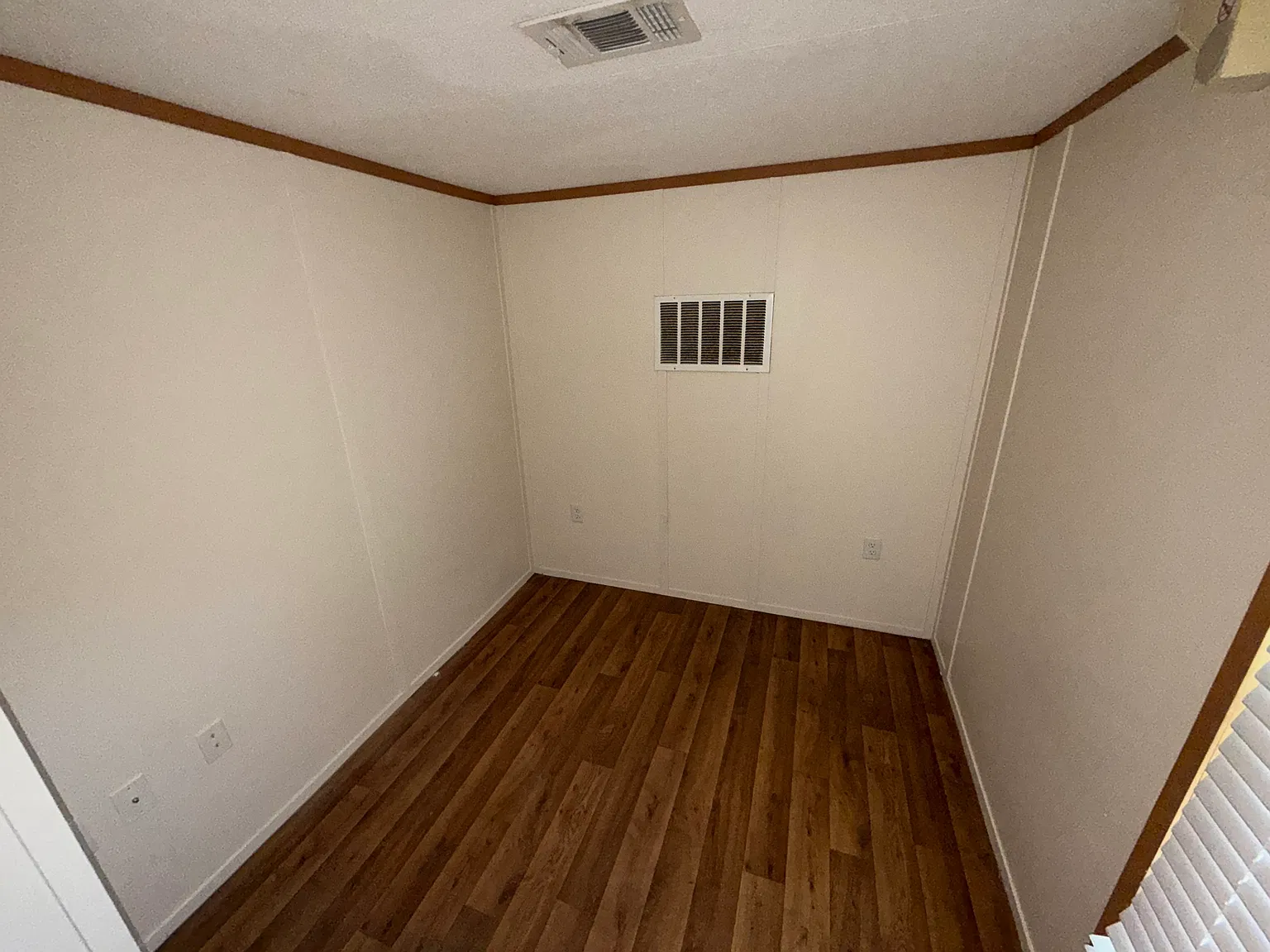 1 bed, 550 sqft, $875 — Photo 4