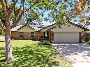 4911 Trails Edge Dr, Arlington, TX 76017