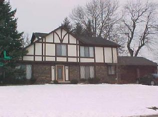 27880 Cranleigh St, Farmington, MI 48336