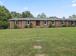 7990 Betts Rd, Greenbrier, TN 37073