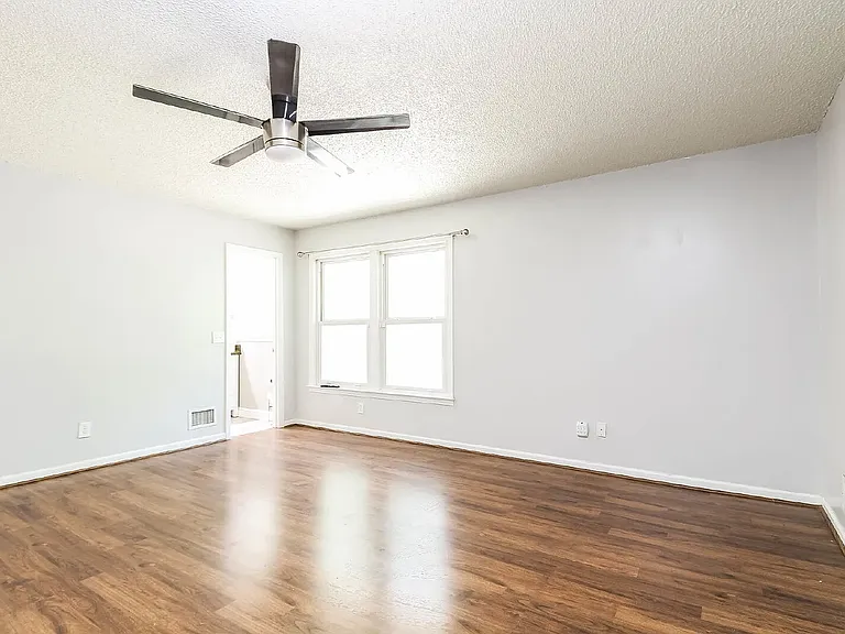 9424 Highgate Rd — Photo 20