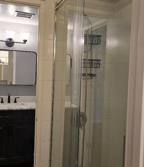 5484 Cedar Ln #B1 — Photo 3
